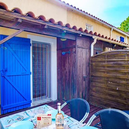 La Marina Holiday home